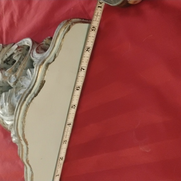 Antique Finish Old World Style Decorative Shelves - Picture 9 of 12